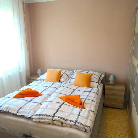 Arkad Apartman-pecs *
